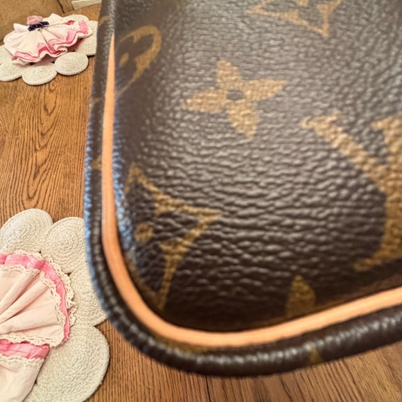 Louis Vuitton MIF Monogram Speedy 30 Bandoulière Handbag and Base Shaper - Picture 10 of 16